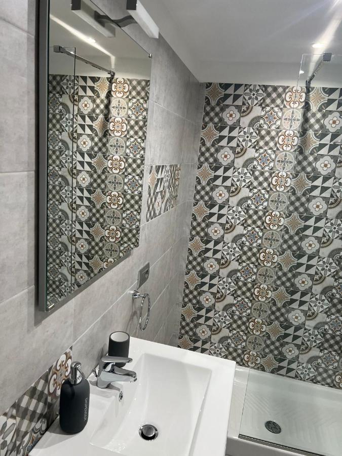 Punto House Leopardi Apartment Наполи Екстериор снимка